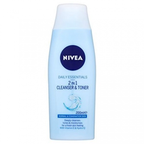 Nivea Daily Essentials 2in1 Cleanser & Toner 200ml